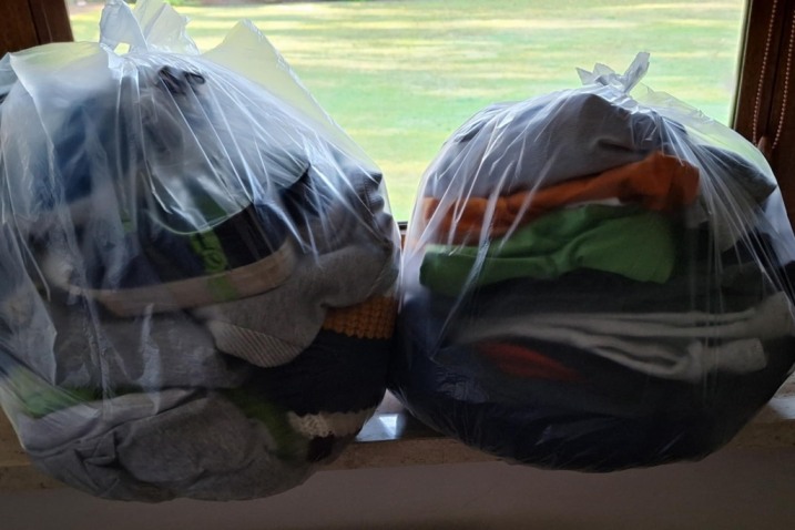 Oddam ubranka dla 4-5 letniego chłopca