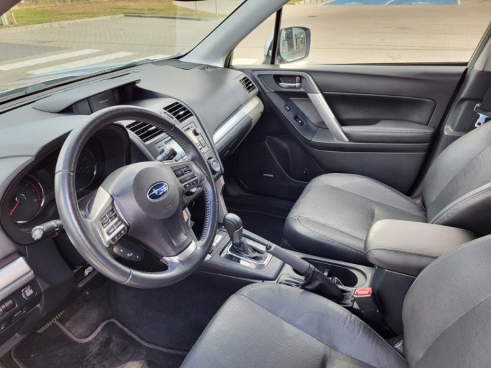 SUBARU FORESTER XT 2.0 BENZYNA 241KM 2015r 4x4 AUTOMAT