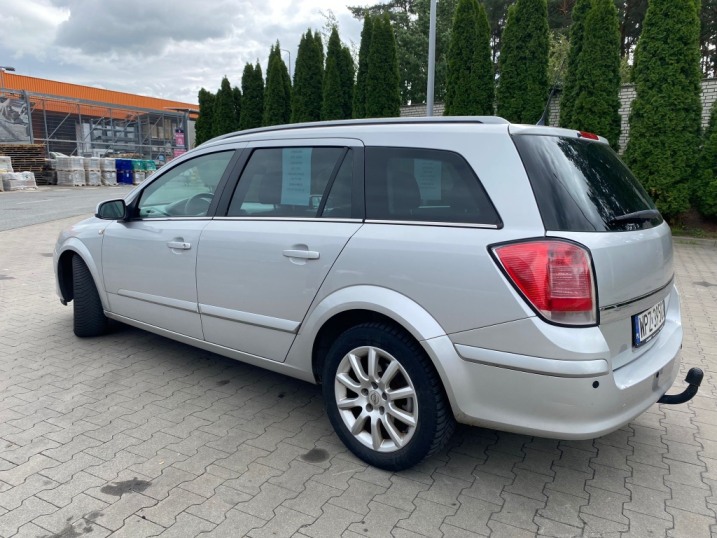 Opel Astra benzyna //hak //klima //6900zl